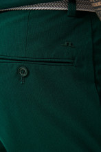 J.Lindeberg Golf Shorts Vent Tight Grün Herren